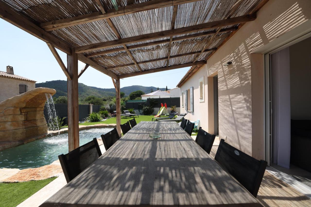 Superbe Climatisee, Piscine, Jardin, Parking